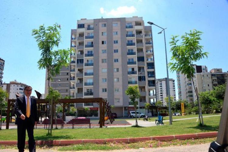 BALKONLAR KAPATILIP, RUHSATSIZ ODA YAPILDI