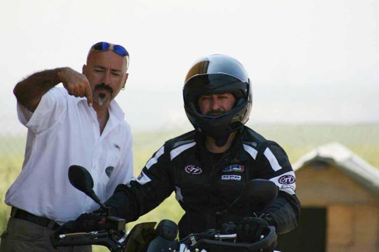 KANUNLAR KAŞ YAPARKEN GÖZ ÇIKARDI