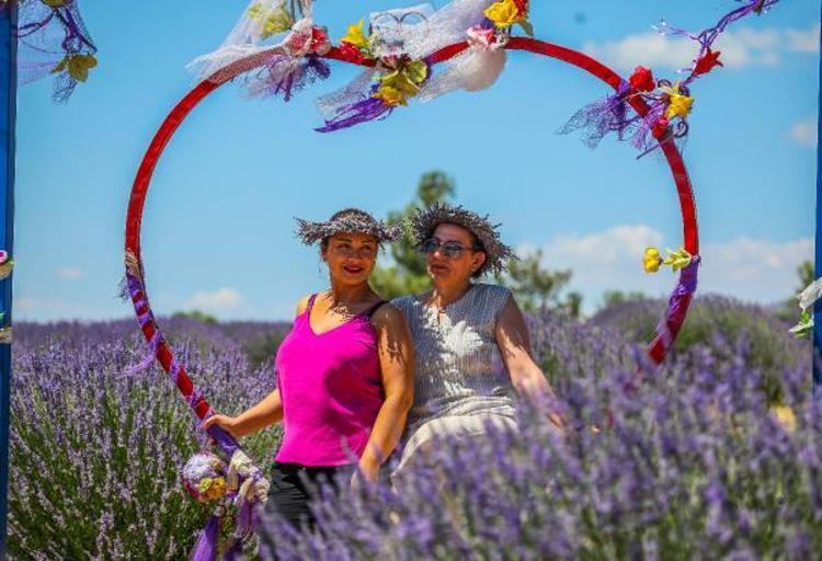 OTA KİM BAKAR, BU İŞTEN BİR ŞEY OLMAZ