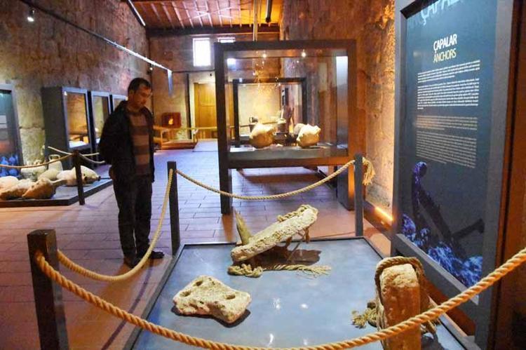 2 BİN 240 ESER SERGİLENİYOR