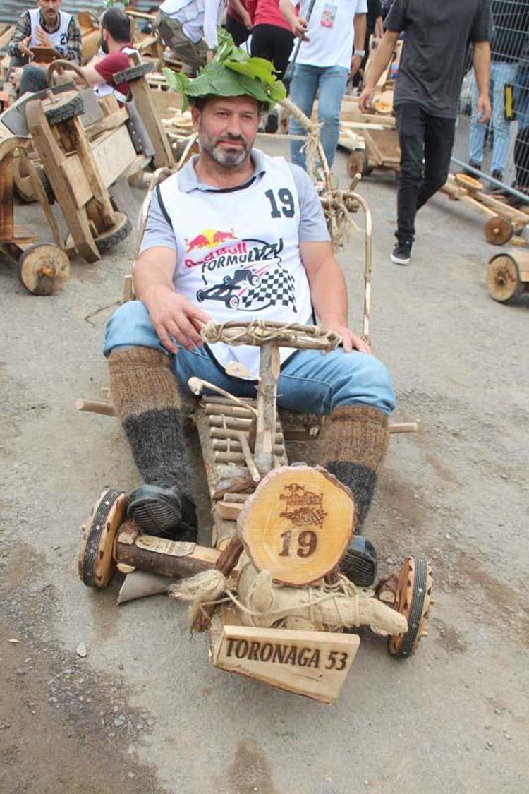 BİRİNCİLİK İÇİN YARIŞTILAR