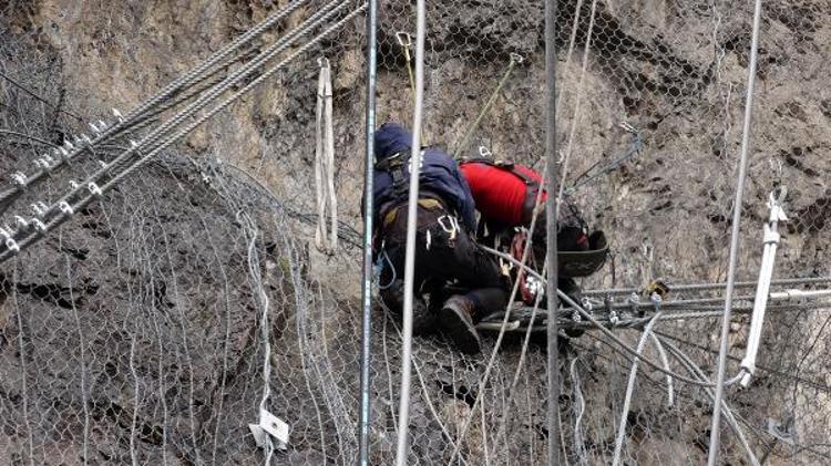 360 TONLUK KAYA TEHDİDİ