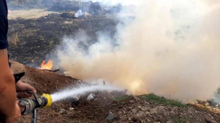 ANIZ YANGINLARI TOPRAĞIN KAYMAĞINI YAKIYOR