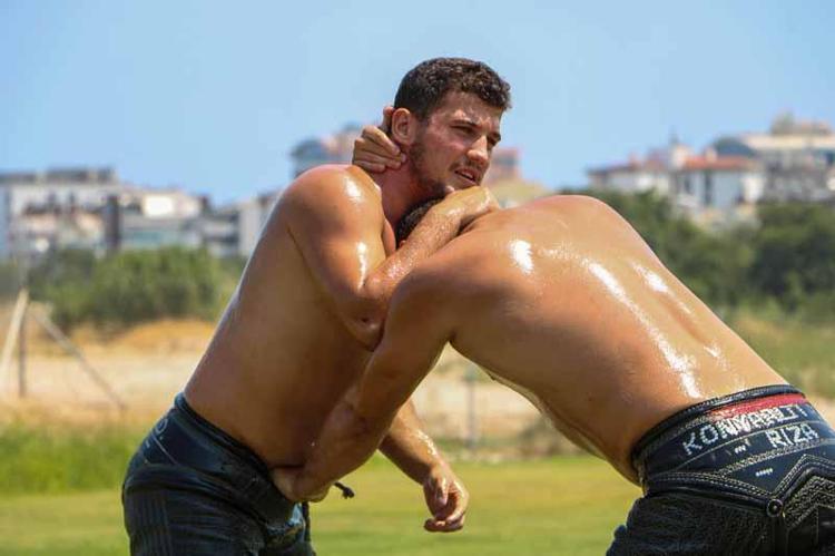 KARDEŞİMİN KAZANDIĞINI GÖRÜNCE HIRSLANDIM