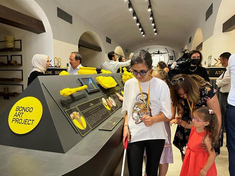 MÜZELERİ FARKLI FORMATLARDA DENEYİMLEME BİÇİMLERİ YARATIYORUZ