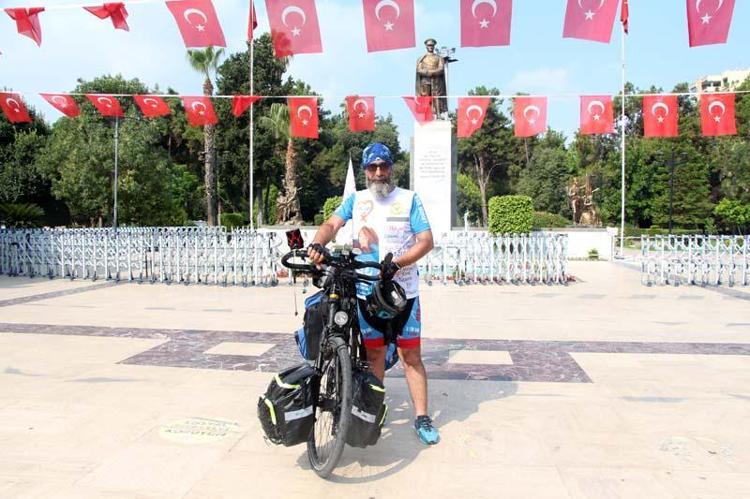 ‘ÇARESİZ BEKLEYEN ÇOCUKLAR İÇİN MÜCADELEYE DEVAM EDECEĞİM’