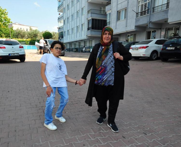 SON AMELİYATINI LİSE İÇİN ERTELEDİ