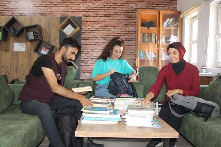 5 KÖYE KÜTÜPHANE KURULDU