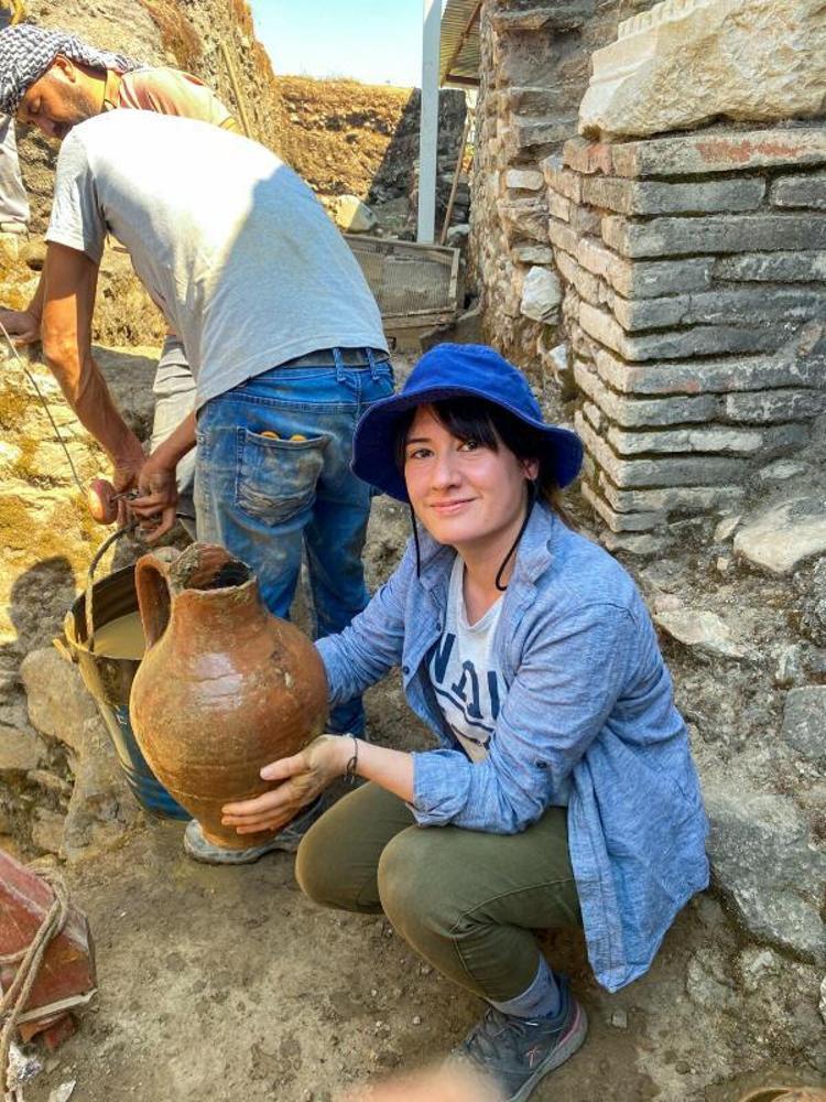 METROPOLİSTE İLK KEZ ORTAYA ÇIKTI