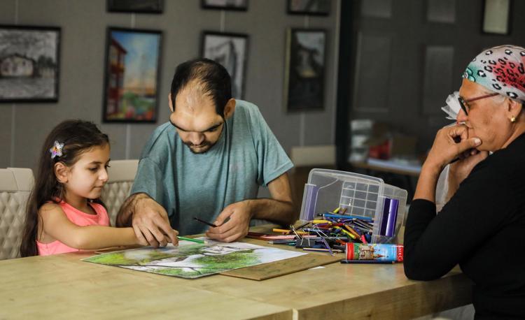 HEP ARKASINDA DURDUM