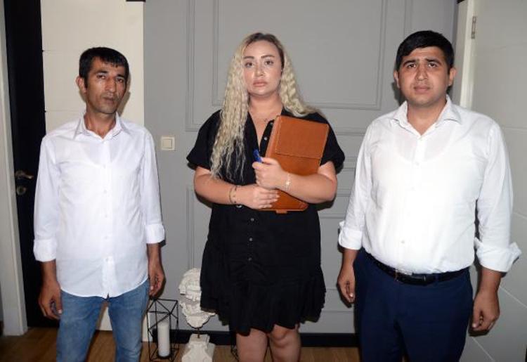 ARAÇTAN İNER İNMEZ ATEŞ EDİYOR’