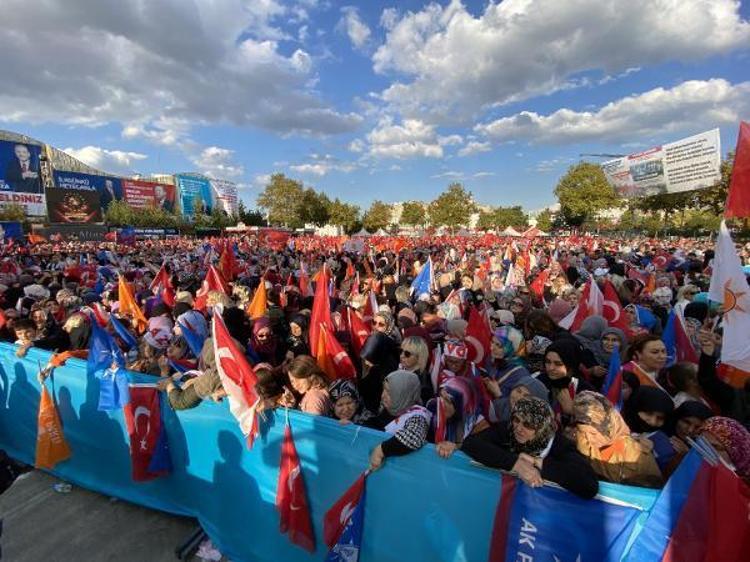 BU TÜR KAMPANYALARA ALET OLANLARIN BAŞLARI SIKIŞTIĞINDA KAÇIP GELECEKLERİ YER YİNE TÜRKİYE OLACAKTIR