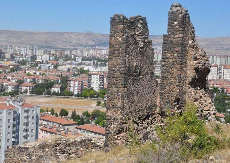 SURLAR YOK EDİLMİŞ