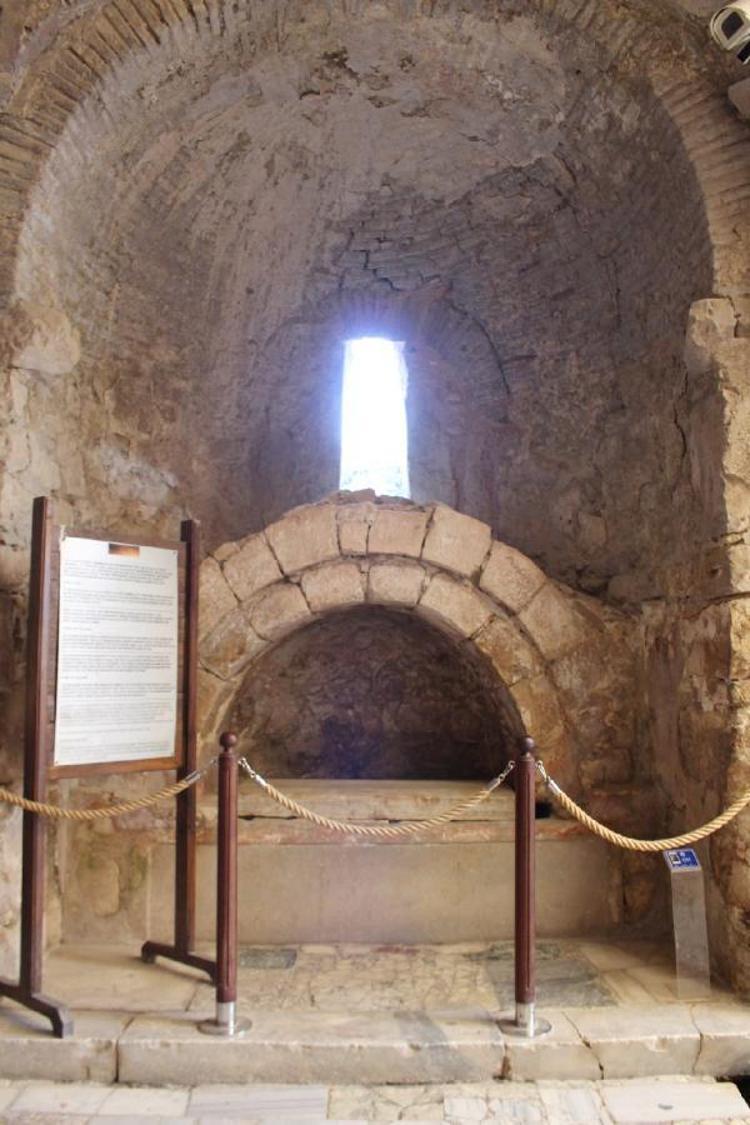 KUBBEDEKİ AÇIKLIK DETAYI