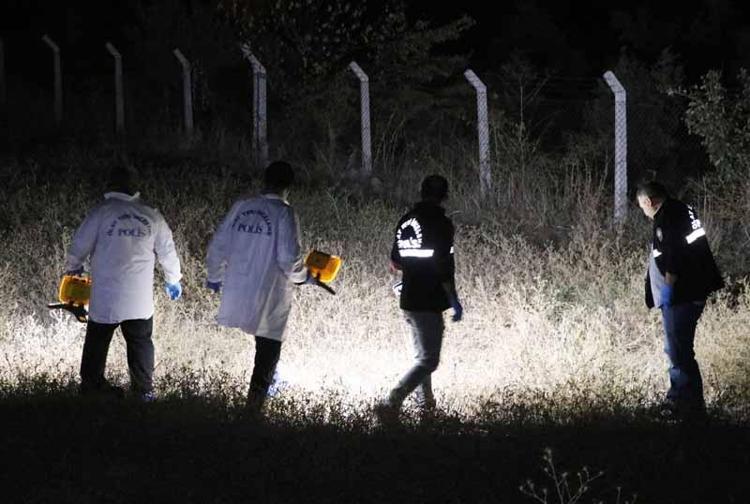 YANINA YATIP BİR SÜRE AĞLADIM