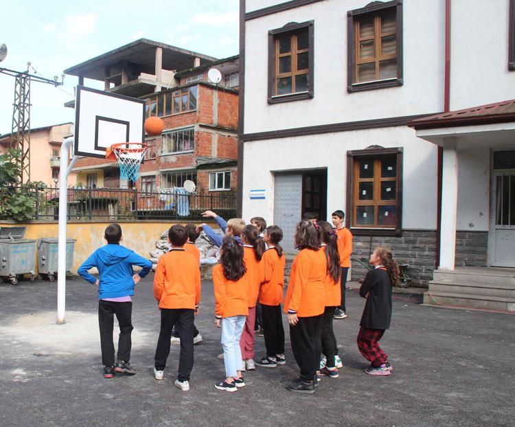 ÜRETTİK, MUTLU ETTİK, BİZ DE ÇOK MUTLU OLDUK