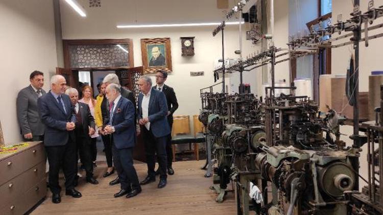 TÜRKİYE YAŞLI BİR TOPLUM OLDU