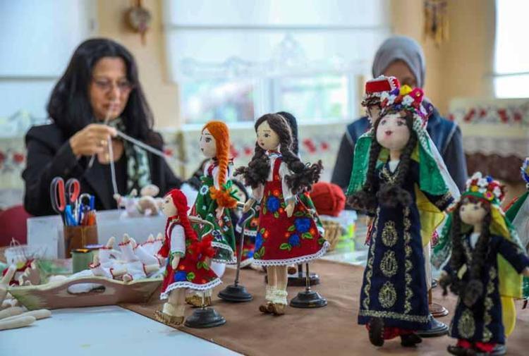 ÇARIKLARI DERİ USTAMIZ YAPIYOR