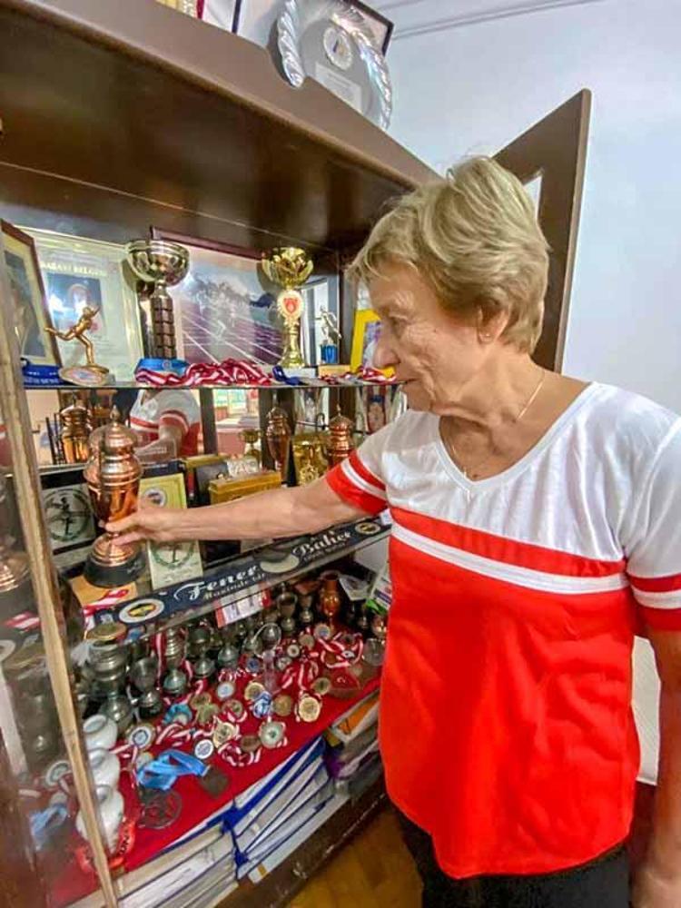 ÇOCUKLARI BEBEK ARABASIYLA SAHAYA GÖTÜRDÜM