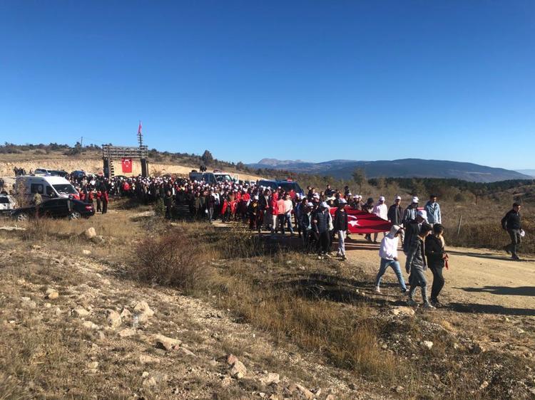 TÜRKİYE YÜZYILINI ŞU ANDA ARAMIZDA BULUNAN GENÇ KARDEŞLERİMİZ İNŞA EDECEK