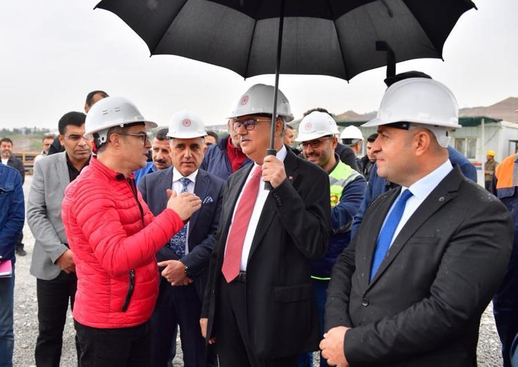 BURADA ARTIK OTELLER VE PANSİYONLAR OLACAKTIR