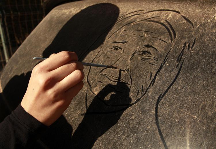 ARKADAŞIMI BEKLERKEN BAŞLADIM