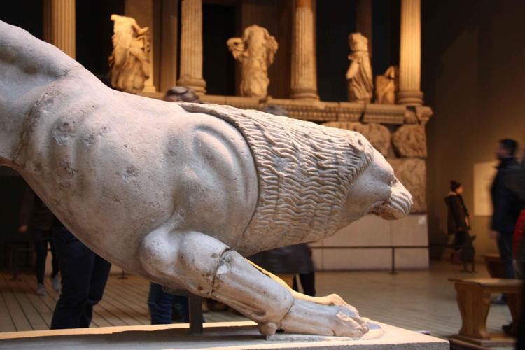 İĞNEYLE KUYU KAZMAK GİBİ