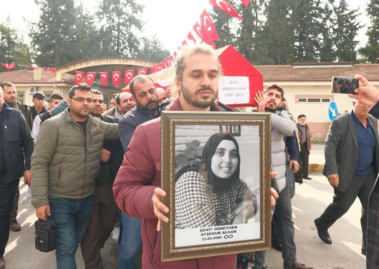 ÖĞRETMENLER GÜNÜN KUTLU OLSUN ŞEHİDİM