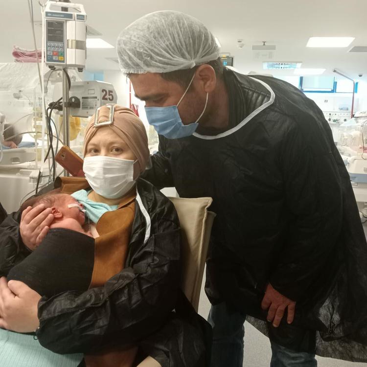 SEDYEYLE GELDİ, SAĞLIKLI BİR KADIN OLDU