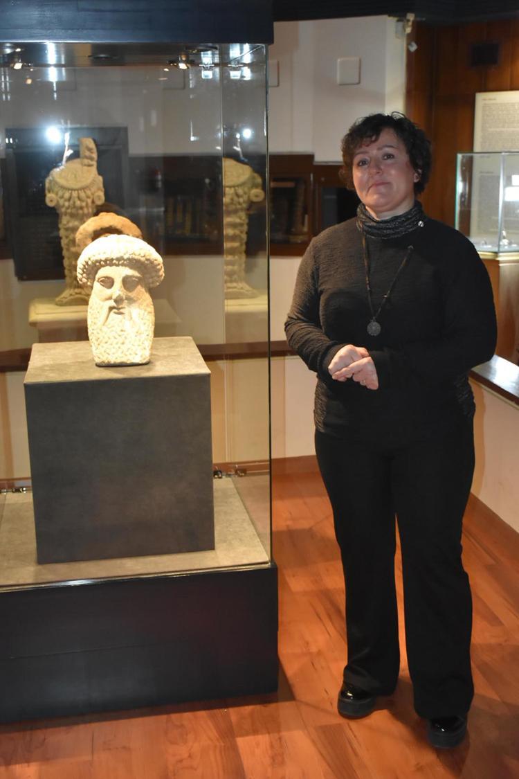 BELİRGİN ÖZELLİKLER DİKKAT ÇEKİYOR