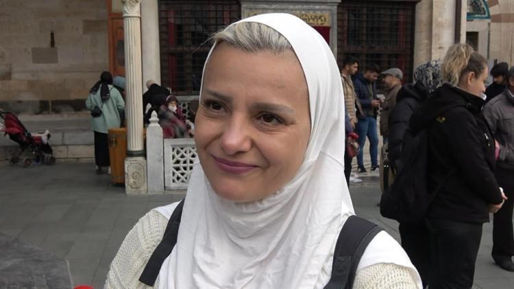 MEVLANA, BAŞKA BİR DÜNYAYA KAPI AÇIYOR