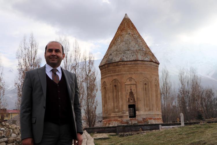 YURDUN YIKILMASI HERKESİ ÇOK MUTLU ETTİ