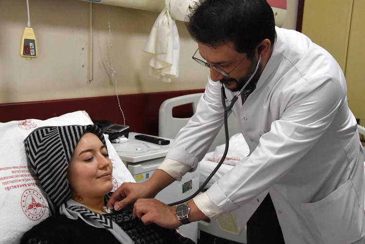 ‘TÜRKİYE’DE YETİŞKİNE İLK KEZ UYGULANDI’