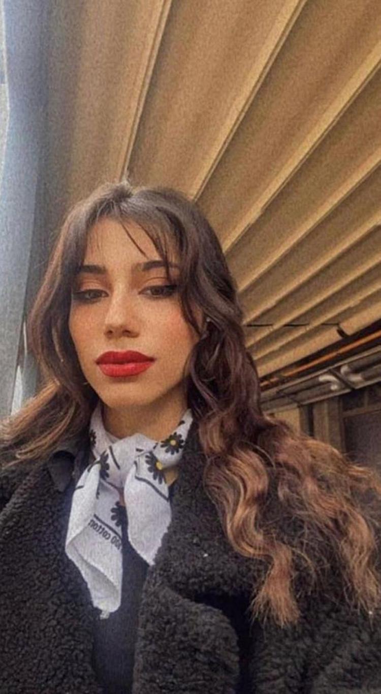 SAÇ TASARIMINDA ÖDÜL ALMIŞ