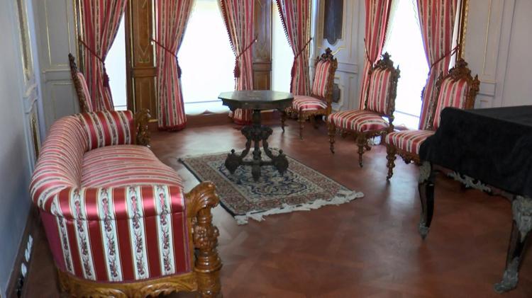 TÜM PADİŞAHLAR BURAYI KULLANMIŞ, CUMHURİYET DÖNEMİNDE ATATÜRK İKİ KEZ KULLANMIŞ