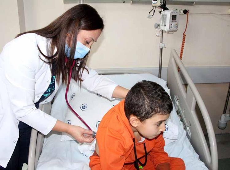 YAYGIN KIZARIK DÖKÜNTÜLER YAPIYOR