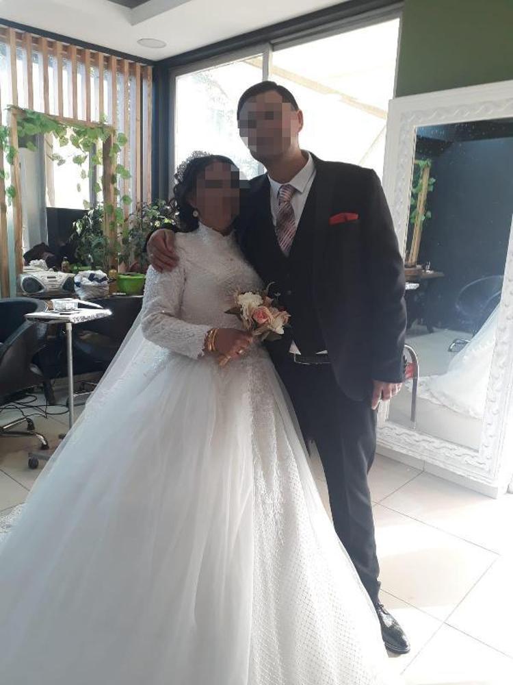 MİNİBÜSE BALTALI SALDIRDI KAMERADA