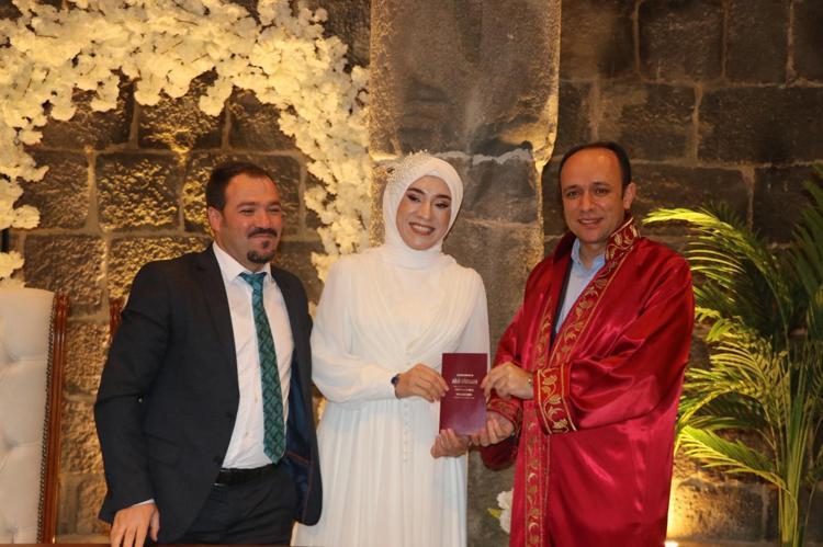 ‘FOTOĞRAF ÇEKİMİ ANLAMINDA STÜDYO OLARAK BİR KAZANIM OLACAK’