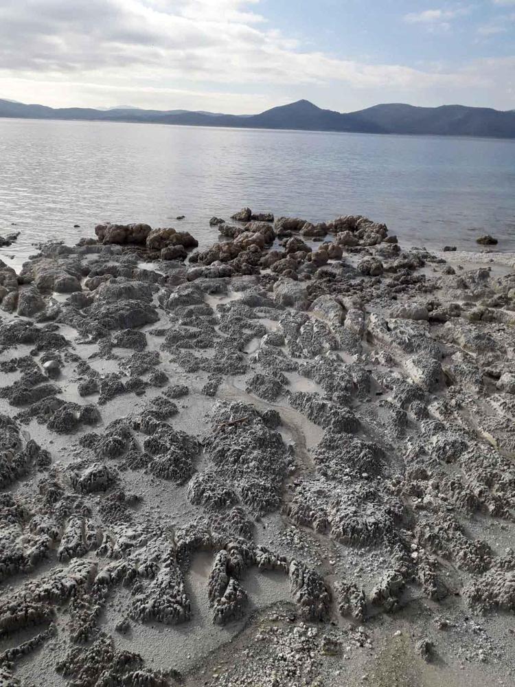 ÇOK KIRILGAN, HASSAS BİR GÖL