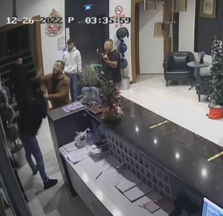 OTOMOBİLİ KURŞUNLANDI ŞİKAYETİ