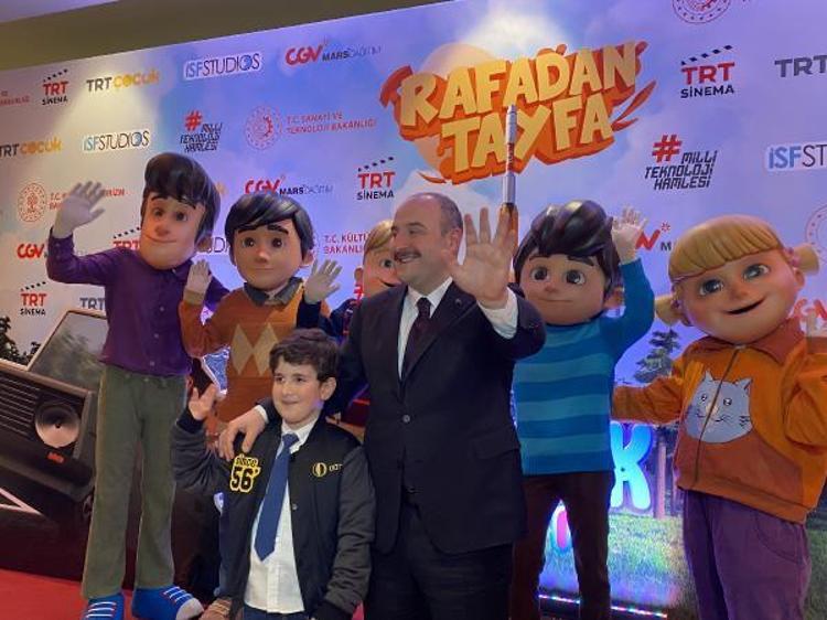 100 KİŞİLİK EKİPLE ÜÇ YILDIR ÇALIŞIYORUZ