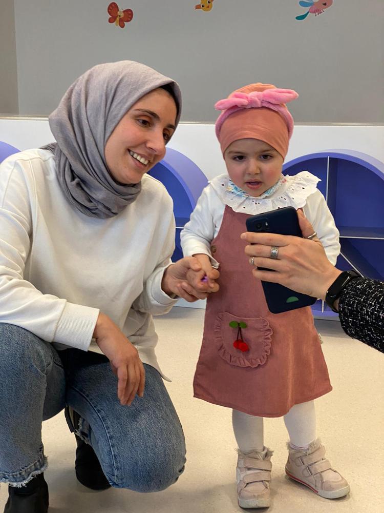 YALNIZ OLMADIKLARINI ANLIYORLAR