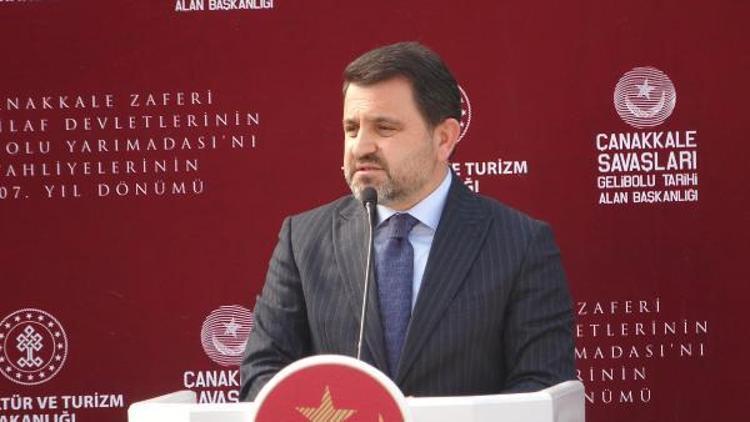 MEHMETÇİK, BİR DESTAN DAHA YAZMIŞTIR VE ÇANAKKALE GEÇİLEMEMİŞTİR
