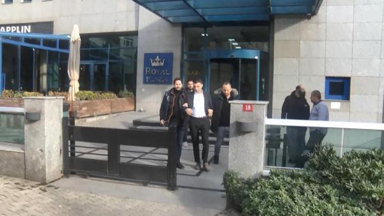 POLİS LÜKS OTOMOBİLLERE EL KOYDU