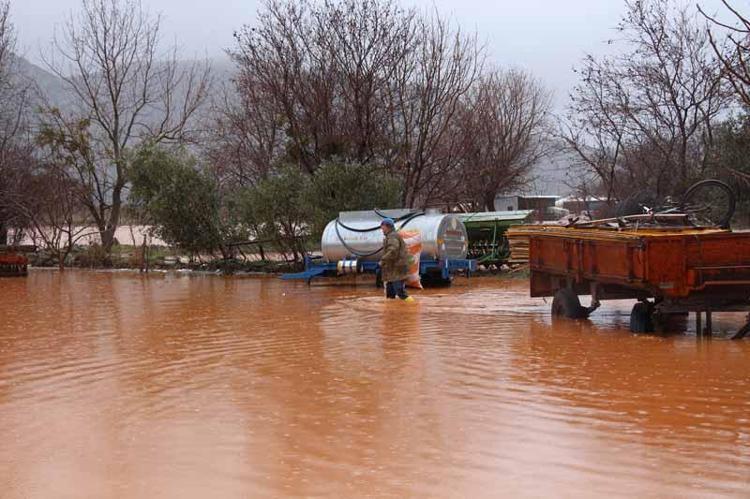 HAYVANLARIM İKİ GÜNDÜR SULAR ALTINDA