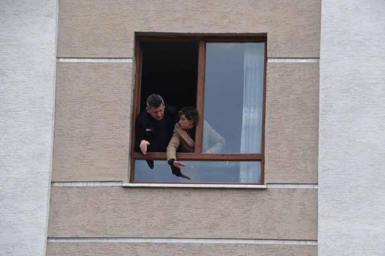 UZMAN HEYETTEN EVDE KEŞİF