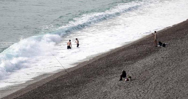 SİDEDE SAHİL KEYFİ