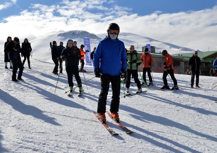 KAR İÇİN DUA EDİYORUZ