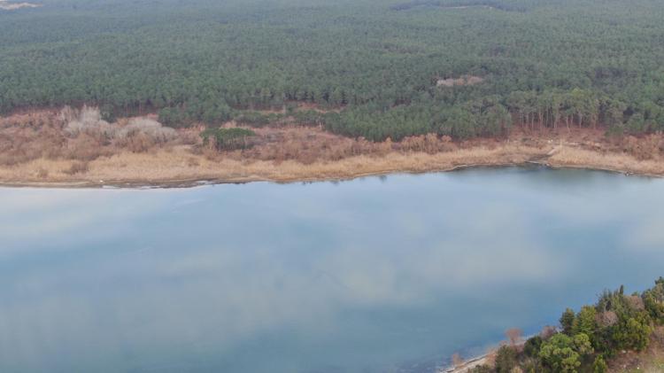 İSTANBULLUNUN HAYATINI TEHLİKEYE SOKACAK SUYUN VERİLMESİ DÜŞÜNÜLEMEZ