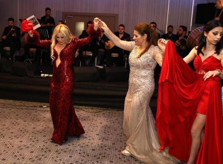 GELİN DÜĞÜNE KATILAMADI